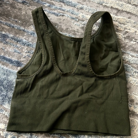 VS Sport Crop - Picture 2 of 2